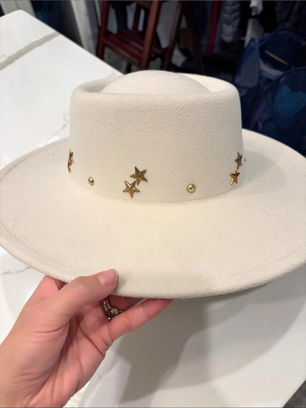 Cream wide brim Hat with gold star detail